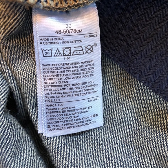 GAP Blue Button-Up Denim Jean Skirt w Front Pockets | 30​​ - Picture 5 of 6